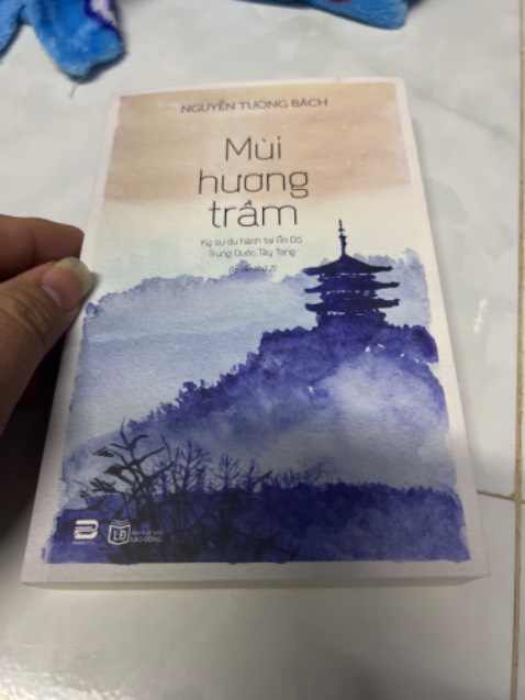 Sách hay. In chất liệu tốt, rõ ràng