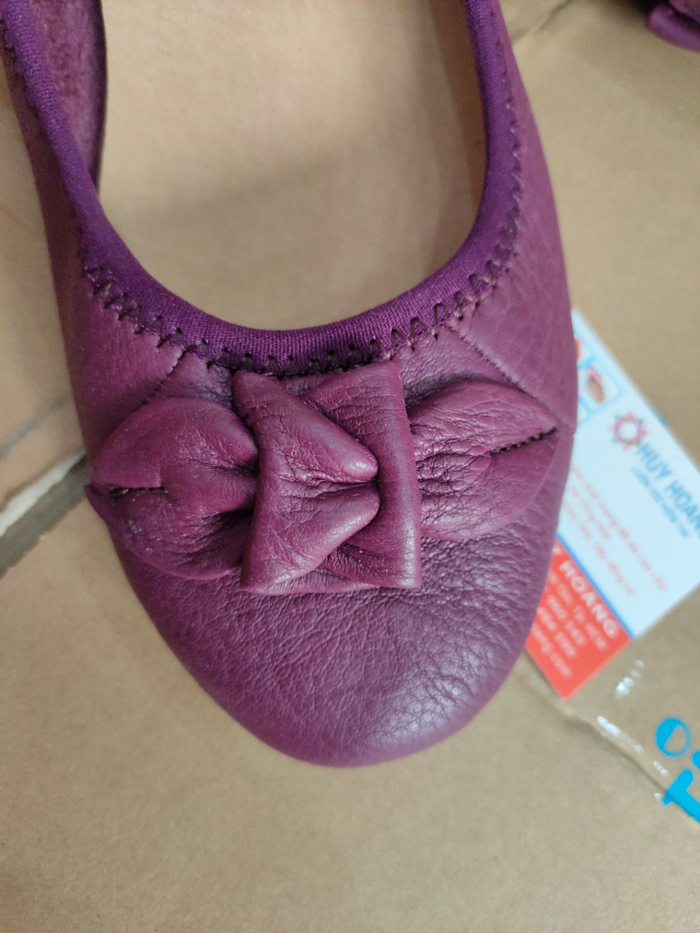 Giày đẹp, mềm , mang rất êm chân. đôi thứ 2 tại shop rồi