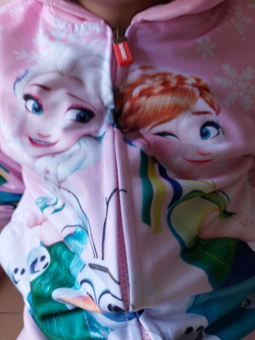 áo đẹp đúng theo hình bé nhà mình rất thích