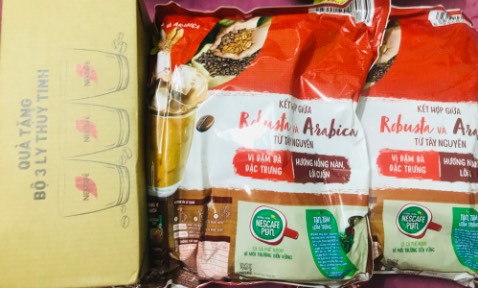 Nhận được hàng và cả hàng khuyến mãi!