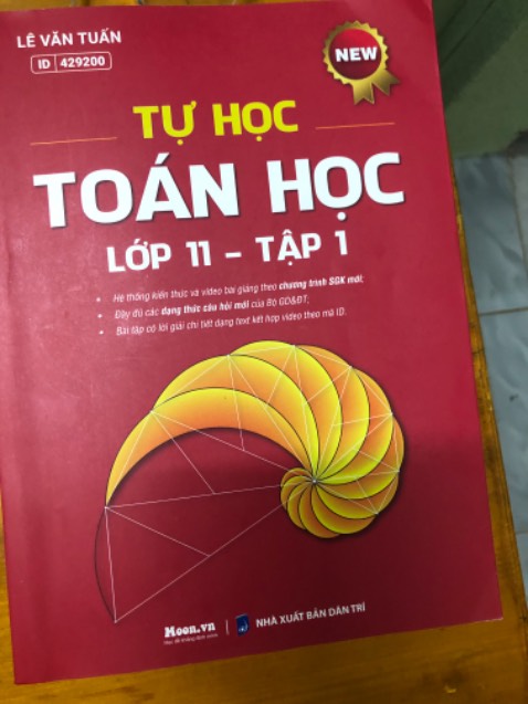 Sách rất rất chất lượng luôn và thơm nữa Sách rất rất chất lượng luôn và thơm nữa