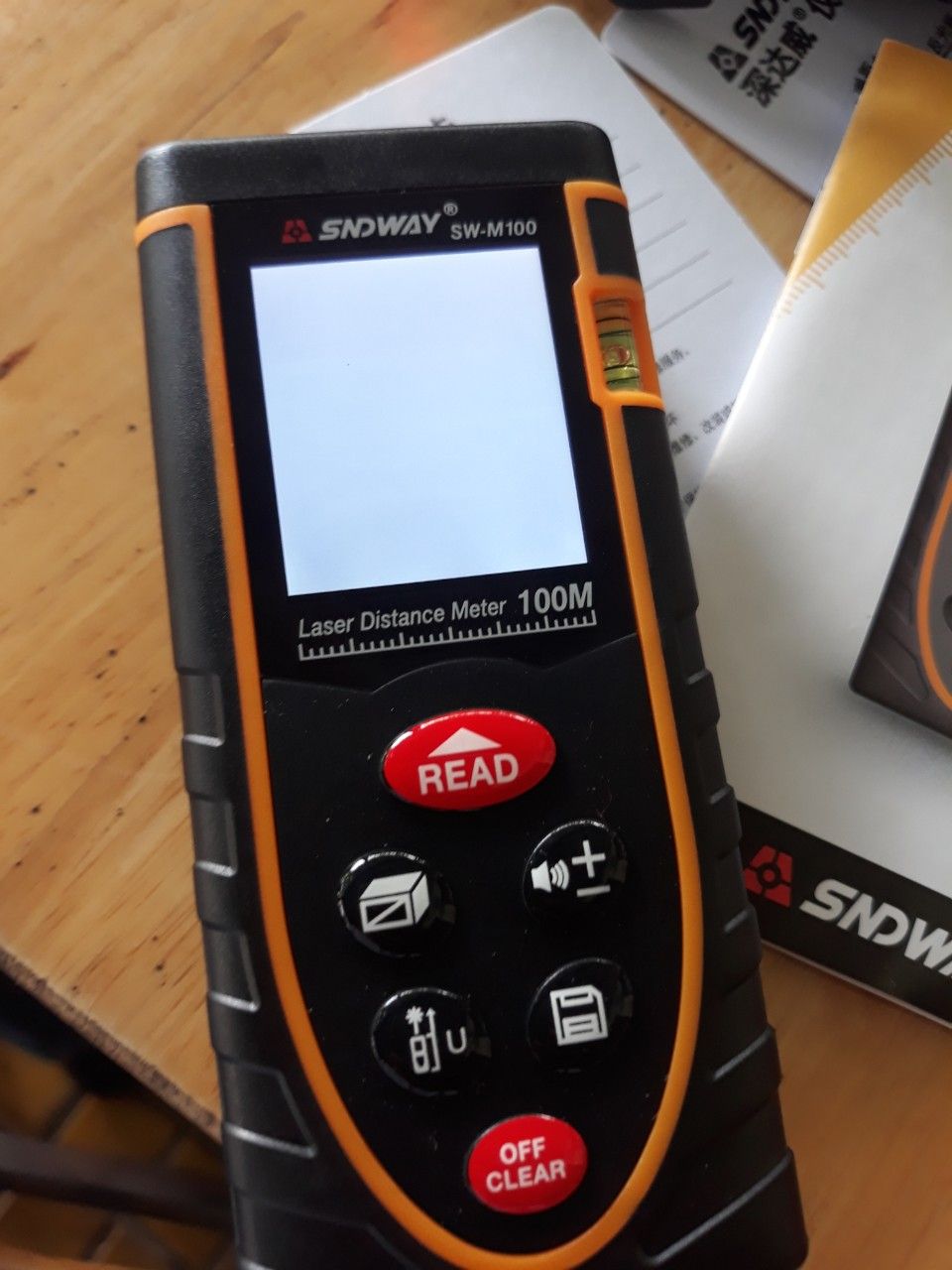 mới mua màng hình trăng tươi
nhờ tiki phản hổi shop dùm