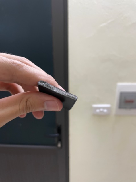 Rất oke với tầm giá, đóng gói cẩn thận, mặt thắt lưng đẹp, bóng và chắc chắn, dây thắt có hơi dài phải cắt bớt do eo mk nhỏ, chất liệu ...y như quảng cáo 😆, duyệt. Mn có thể xem clip đập hộp và ảnh của mình. Sẽ ủng hộ shop với các sp khác🥳