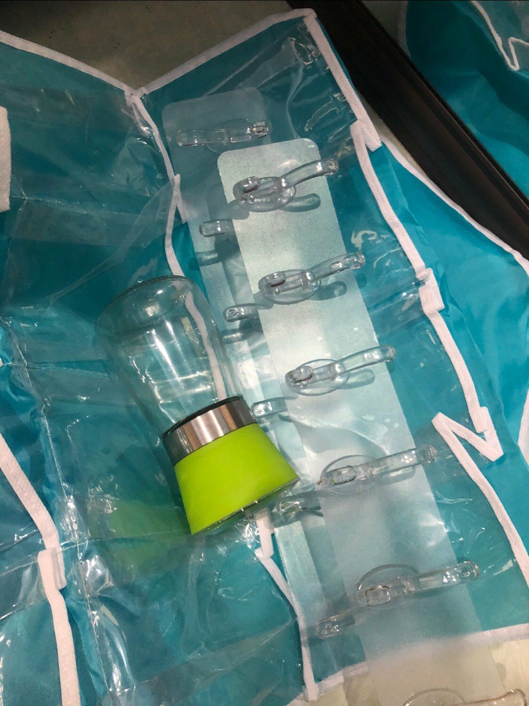 Rất chi là ưng ý luôn, chắc chắn lắm ý. sẽ mua thêm để dán, mk khuyên là nên dán ở mặt kính sẽ chắc hơn mọi chỗ khác