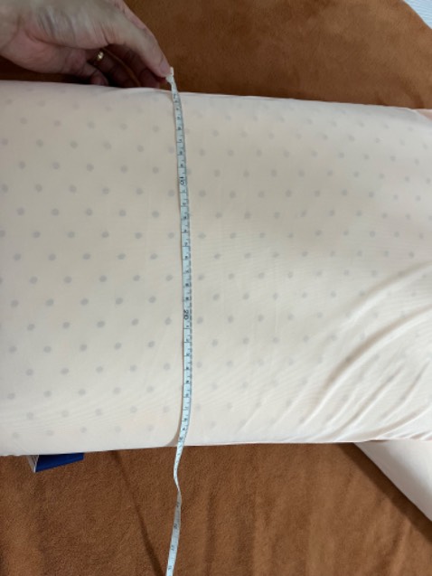 TIKI & BÁN HÀNG QUÁ LÀ ĐỂU GIẢ
Mua gối size 35x50, trên bao bì cũng ghi đúng size nhưng gối chỉ có 30x44.
Lần cuối mua hàng trên tiki.