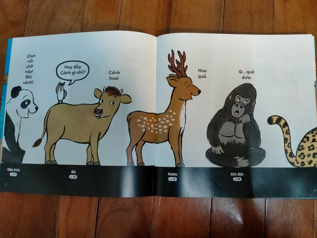 Quyển này rất phù hợp với các bé mầm non luôn ạ. Hình minh hoạ trong sách rất gần gũi, đáng yêu, đẹp cực luôn; chất giấy khá là mềm, mịn, thơm cực luôn.