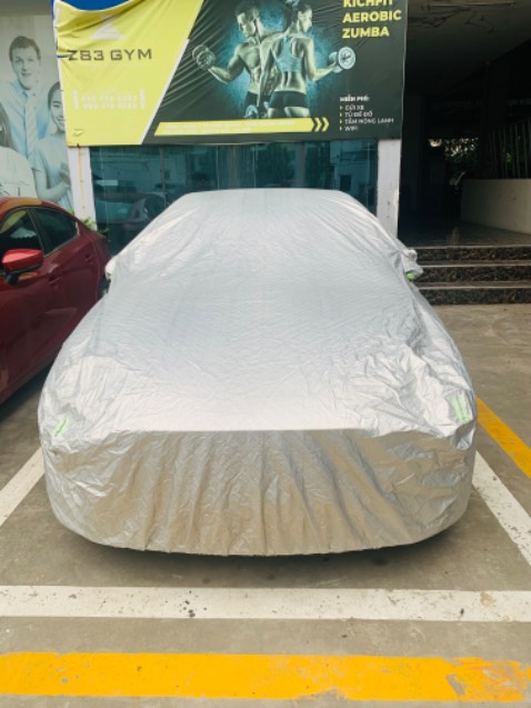 Bạt vừa xe lắm, shop tư vấn chuẩn size luôn.
Nhận hàng về mà ưng ý lắm, cảm ơn shop nhiều, bán hàng có tâm ghê.
Bạt 3 lớp dày dặn, chắc chắn. Chắn mưa nắng oke lắm nè.
Chăm sóc khách hàng tốt, nhiệt tình. Đóng gói và giao hàng nhanh.Ngoài nắng giảm cũng tới 8 độ C