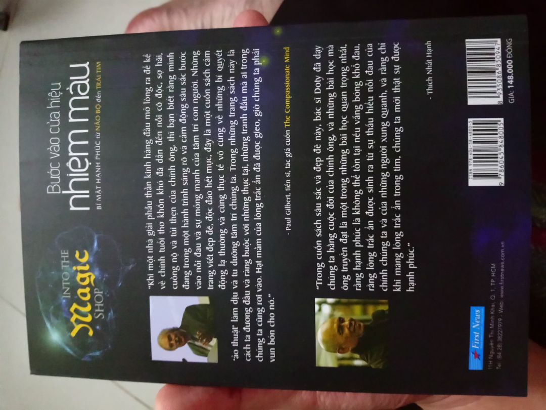 Sách mới, tốt, giao hàng nhanh! Sách này trước đã đọc rồi rất hay, nay đúng dịp nên mua về đọc kèm sưu tầm. Cám ơn bên các anh em bên Tiki vì chất lượng sách, vận chuyển và tư vấn hỗ trợ khách hàng nhiệt tình!