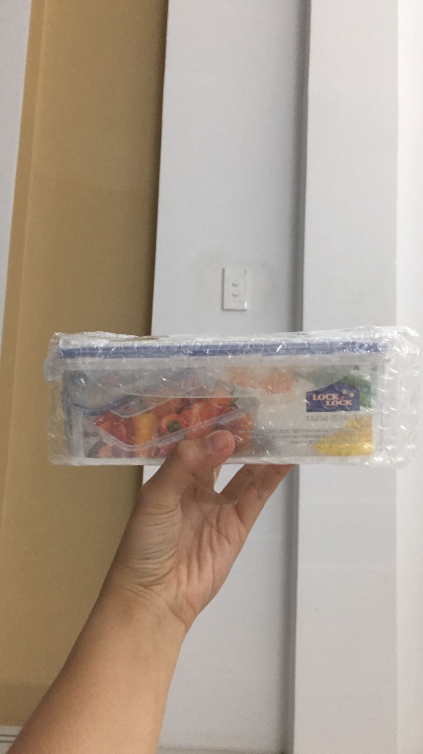 Yêu cầu Tiki TRẢ TIỀN lại cho mình. Mình đặt 2 hộp và cả 2 hộp đều KHÔNG ĐÚNG KÍCH THƯỚC như mô tả.

Mong Tiki hồi đáp sớm

Tiki nên xem xét lại tất cả các cửa hàng mình liên kết, chứ làm thế này rất tốn thời gian khách hàng