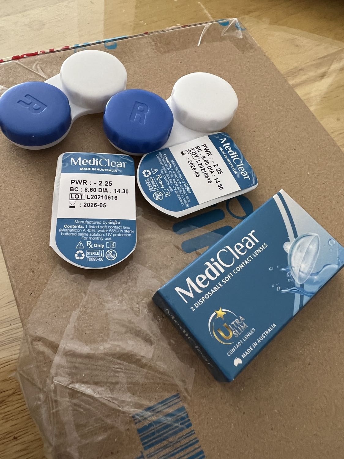 mung 3 ma giao hang nhan duoc ngay trong 2gio ke tu luc dat. lens deo de chiu tot lam👍🏻 mung 3 ma giao hang nhan duoc ngay trong 2gio ke tu luc dat. lens deo de chiu tot lam👍🏻