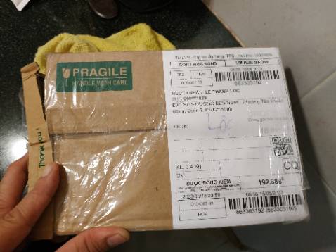 ĐÚNG LÀ TIỀN NÀO CỦA NẤY, HÀNG RẤT TỐT NHƯ MONG ĐỢI, CHỊU ĐƯỢC ÁP LỰC CAO NƠI TÔI Ở LÀ CHUNG CƯ , ĐÓNG GÓI ĐẸP, GỌN, CÓ TEM CHÍNH HÃNG, DÁN LÊN TAY XỊT, THÂN DÂY ỐNG MỀM CHẮC KHÔNG NHƯ CÁC LOẠI LÒ XO RUỘT GÀ YẾU, RON ĐỆM BÊN TRONG DEO NHỰA TRONG CHẤT LƯỢNG CAO.