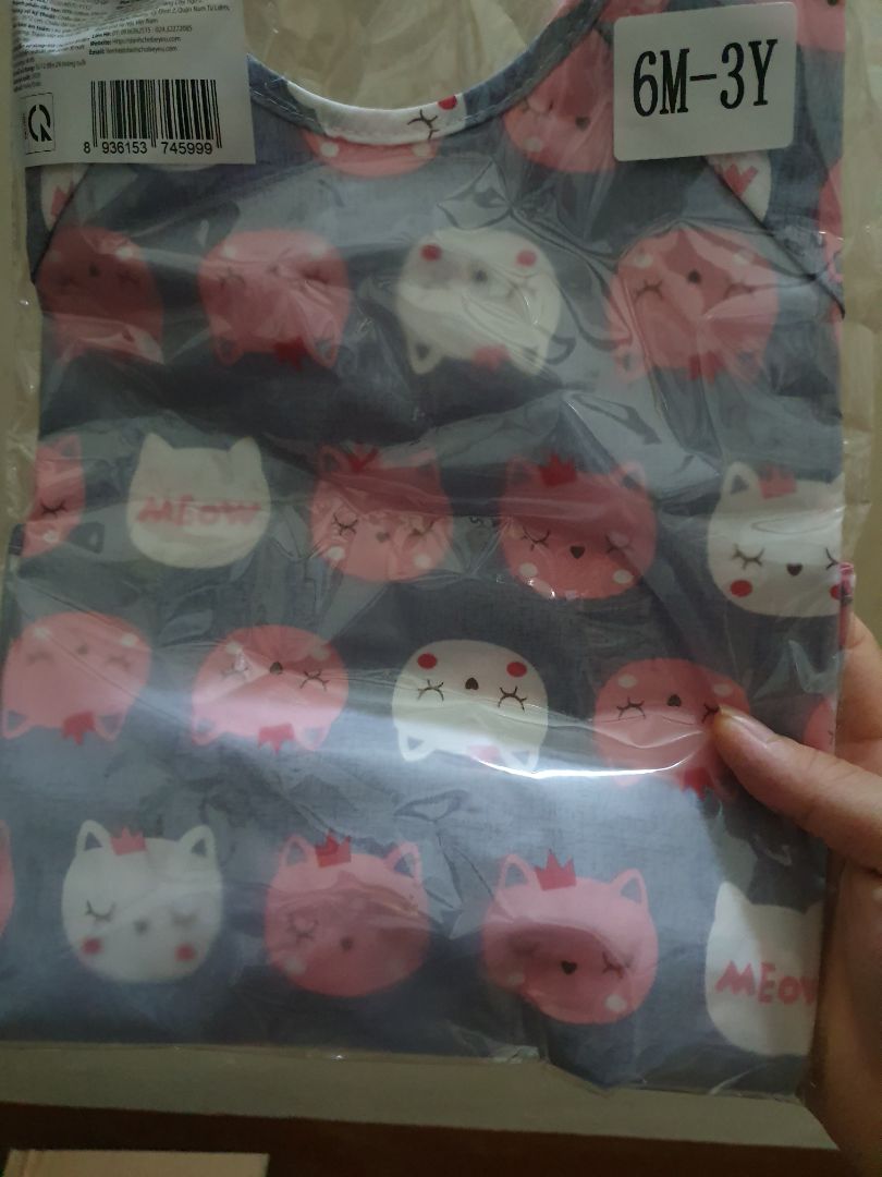 áo đẹp chất liệu không lo thấm bẩn. dễ chà giặt. shop gói hàng gọn và kỹ