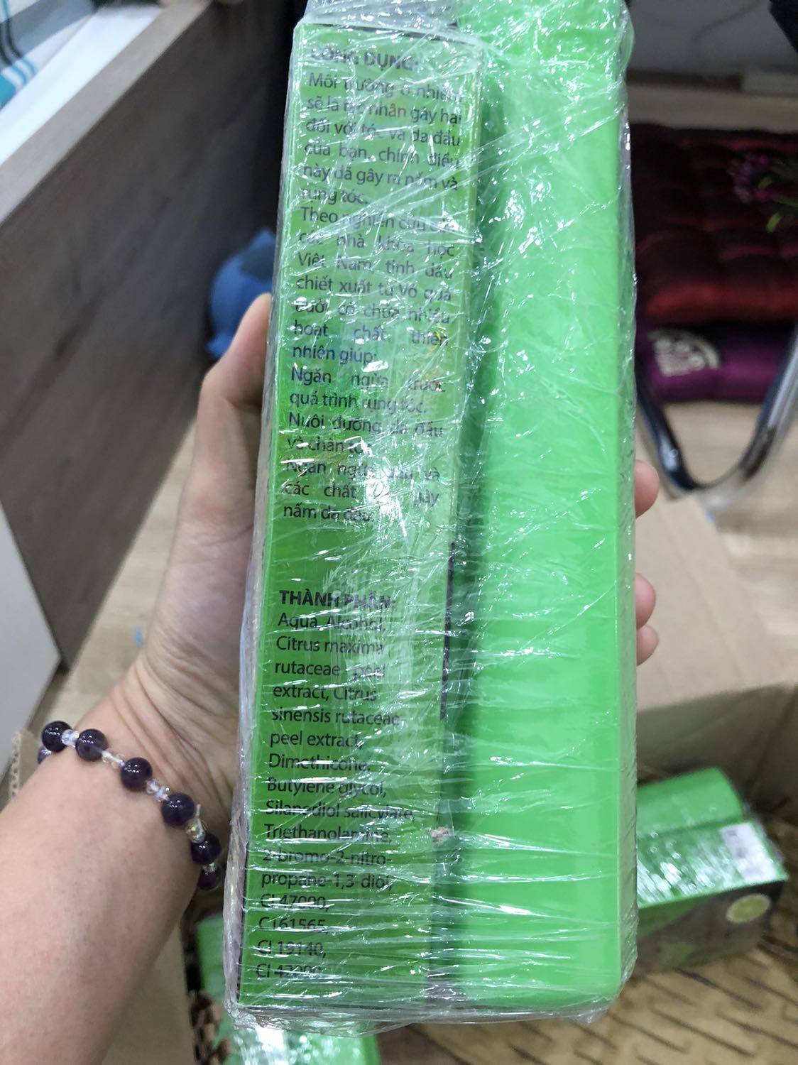 Shop giao hàng nhanh thiệt, đặt hàng tối hôm trước mà trưa hôm sau giao hàng tới nhà rồi. Đóng hàng kỹ, đẹp. Shop giao hàng nhanh thiệt, đặt hàng tối hôm trước mà trưa hôm sau giao hàng tới nhà rồi. Đóng hàng kỹ, đẹp.