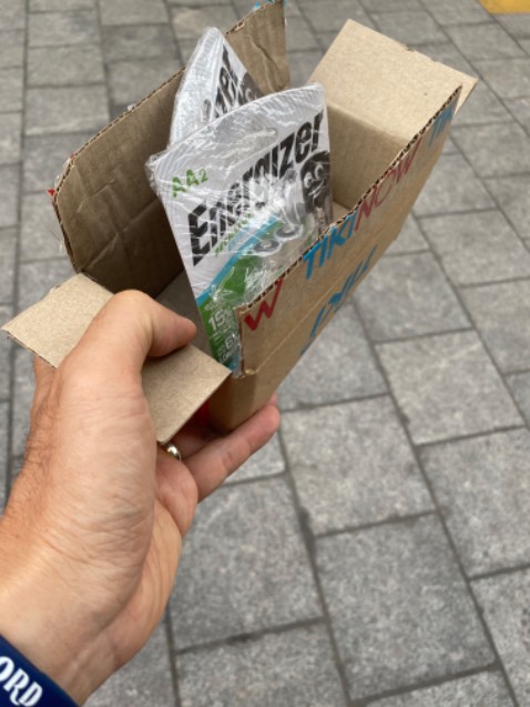 Giao nhang, đóng gói cẩn thận, nhán viên giao hàng tốt. 
Like 5 stars.