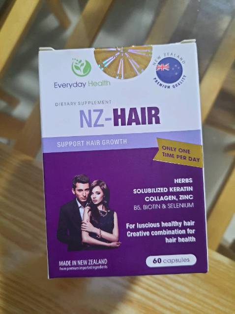 Đã dùng hộp t3 và thấy có cải thiện. Đỡ rụng tóc và tóc con mọc lên. Tiếp tục duy trì hi vọng sẽ tóc sẽ dày lên