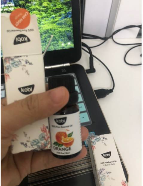 Đóng gói cẩn thận. Có tem mác rất yên tâm
Mùi thơm ngay khi mới mở hộp ra. Tốt sẽ mua tiếp. Chúc shop mua may bán đắt😃
Okok tốt