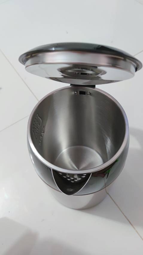 Mình mua lần thứ 2 rồi. Chất lượng thì tuyệt vời bình đun nhanh sôi, mẫu mã đẹp, độ hoàn thiện tốt còn độ bền thì xài thời gian lâu mới biết được. Tiki giao hàng rất nhanh, đóng gói cẩn thận mua hàng trên Tiki mình rất hài lòng