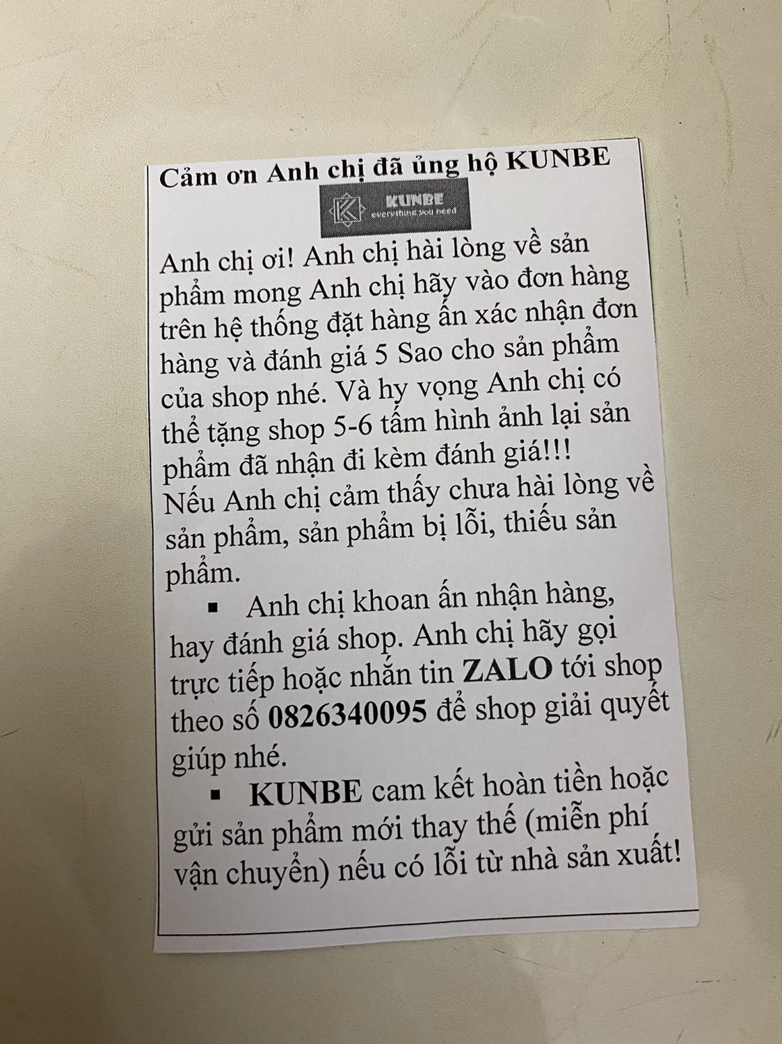 hàng shop giao túi vải bị rách như hình gửi kèm. *** nhà cung cấp không liên lạc được