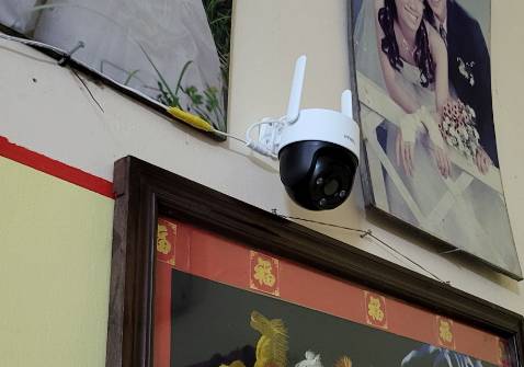 Camera dễ sử dụng. Cài đặt đơn giản.