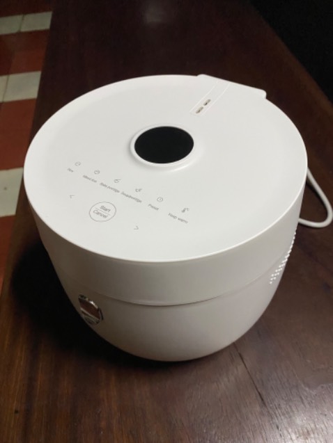 Nồi ngoại hình đẹp nhiều chức năng cơm nấu lên khô dẻo…. rất ngon. Nói chung hài lòng giá cả TiKi cũng phải chăng. Đang dự tính mua thêm 1 cái nữa.