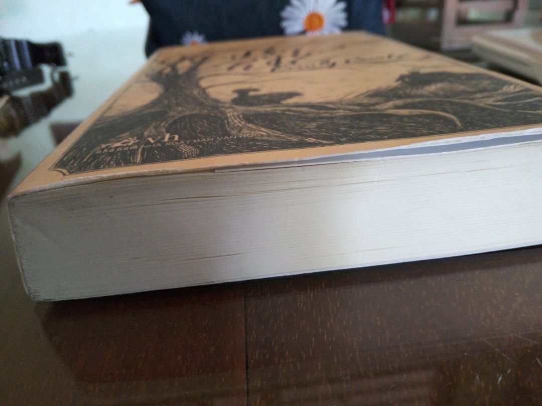 Giao hàng nhanh,,về nội dung thì thuộc dòng sách kinh điển nên ko bàn cãi. Nhưng sách khi mới nhận về bên ngoài có bám bụi rất nhiều, sách bị móp méo ở phần gáy và dường như đây là sách cũ và là hàng đọc thử của các bạn đi nhà sách nên mình hơi thất vọng. Cảm ơn tiki ạ.