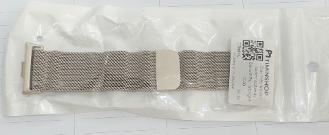 Chất liệu tốt; năm châm hút mạnh; kiểu dáng đẹp; đóng gói kỷ; nói chung là vừa ý; chỉ tiết là lúc mua hết màu đen để trùng màu với mặt đồng hồ.