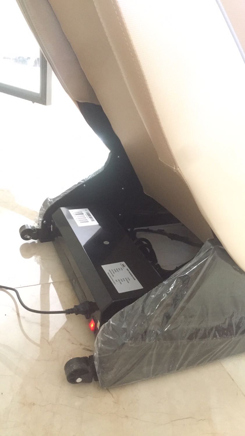 Cả nhà tôi đã dùng thử vài ngày, thấy chất lượng tốt, các chức năng và chế độ massage đủ cho nhu cầu gia đình.