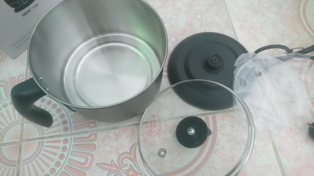 Hãng chính hãng, giao hàng nhanh, đóng gói cẩn thận. Phù hợp để nấu nhanh các món đơn giản. 
Nồi không thể dùng cho các món chiên (do cơ chế tự ngắt điện khi quá nóng)