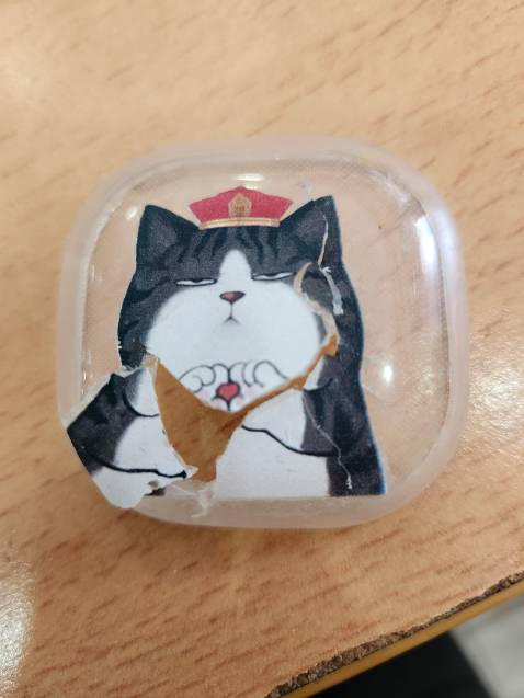 Quá tởm cho cái shop này.......... Quá tởm cho cái shop này..........