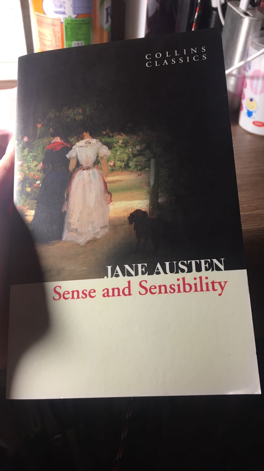 Sách đẹp và chất giấy dày. Chữ có hơi nhỏ nhưng vs giá tiền như vậy mình thấy rất hợp lý