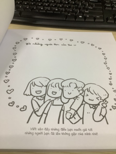 Đặt tối hôm trước, sáng hôm sau có ngay hàng, dù mình không chọn giao siêu tốc mà chỉ chọn giao tiết kiệm.
Cuốn sách nhẹ nhàng, dễ thương, mang đến những điều tích cực.