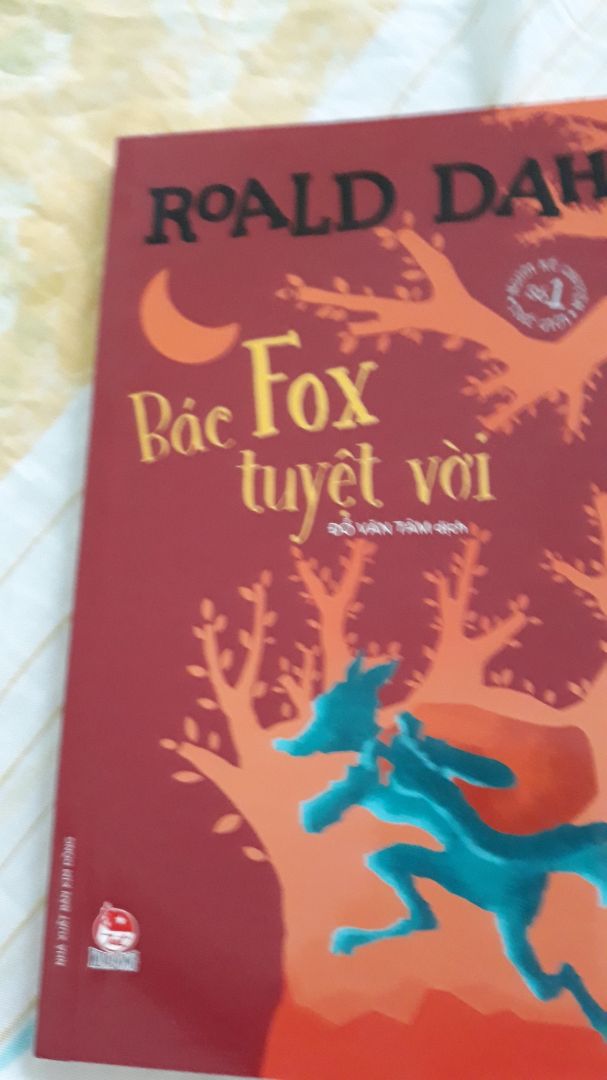 Roald Dahl và những quyển sách mong mỏng của ông không chỉ mang lại những nụ cười , còn những bài học về tình bạn,  tình gia đình  tình cảm động vật cả tình yêu . Tất cả những điều hình thành tính cách cho trẻ