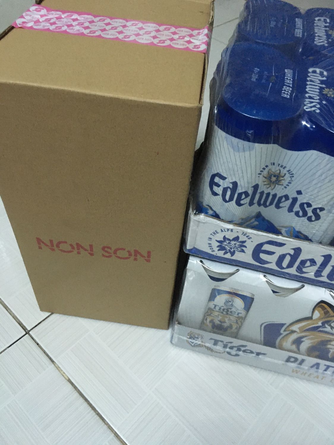 Giao nhanh , nhưng đóng gàng chưa tốt cần cải thiện để ok hơn 
Giá tốt sẽ ủng hộ hết mình