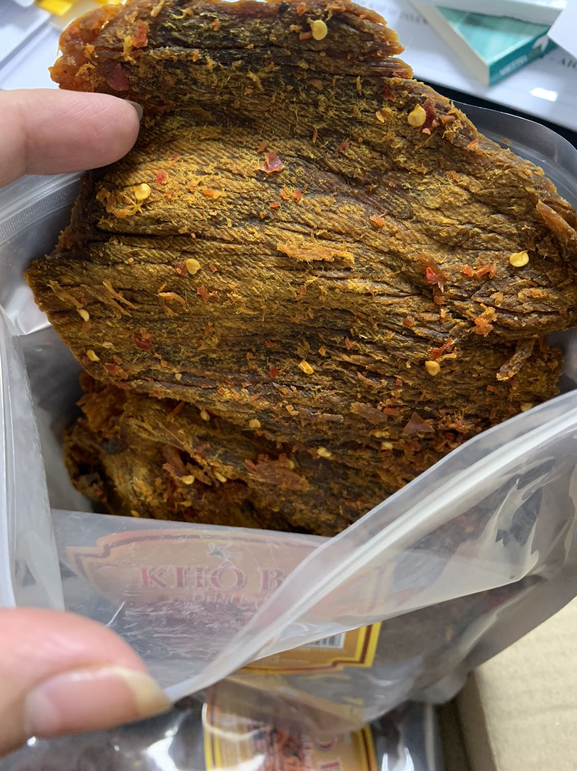 Ngon, vị đậm đà nhưng hơi mặn, mùi thơm. Mua 2 lần rồi vẫn muốn mua nữa