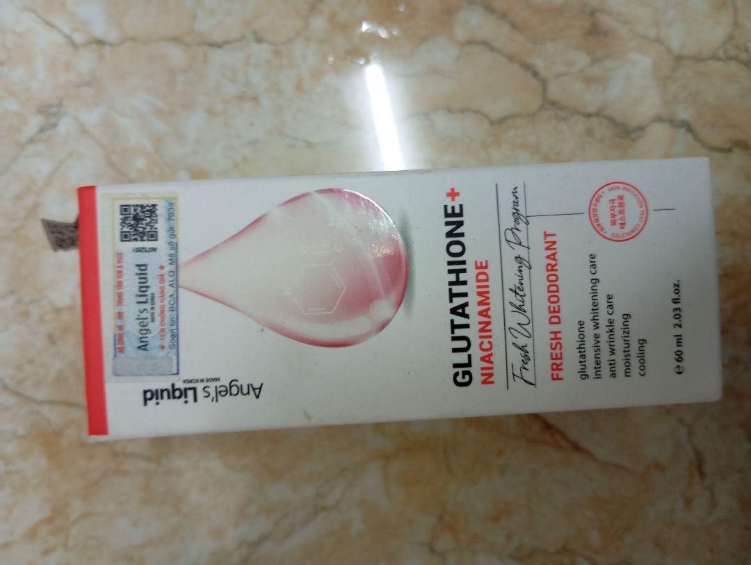 Khi sử dụng sản phẩm lên da cảm giác mát, hơi lâu khô trên da. Nên sử dụng vào buổi đêm. Buổi sáng nên dùng thêm sản phẩm khử mùi khác