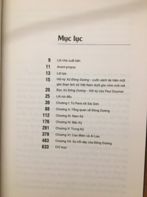 Giao hàng nhanh, sách đẹp, nội dung thì tuỳ cảm nhận mỗi cá nhân. Lưu ý: Ảnh số 1 là bìa bọc bên ngoài, ảnh số 2 mới là bìa sách thật và màu đen, rất đẹp.