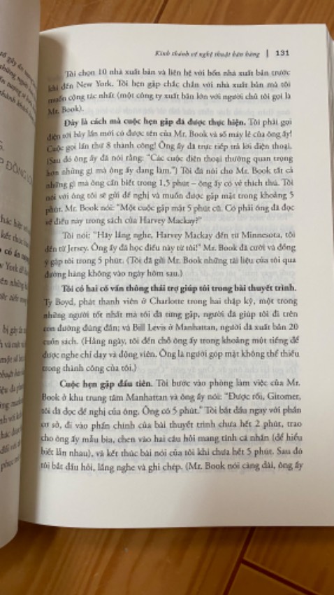 Giao đúng hẹn, đóng gói kỹ, sách đẹp, giấy đẹp
