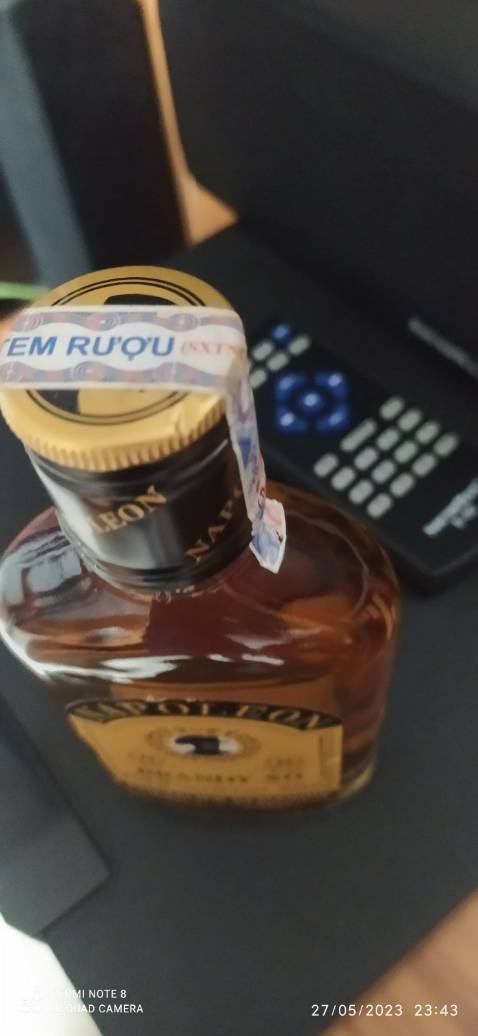 Rượu chính hãng đúng mẫu như đã có mua ở siêu thị. Dù chỉ có 1 chai nhưng nhà bán hàng và TikiNOW giao rất nhanh. Ở TP Thủ Đức, sau khi đặt nhận được hàng chỉ  sau 14 tiếng. Sắp tới sẽ còn mua tiếp.