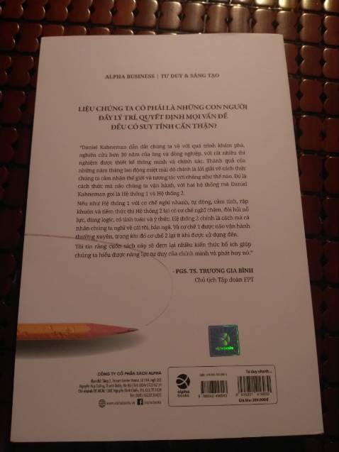 Giao hàng tốt, sách đẹp bìa cứng, nội dung chưa đọc nhưng cảm thấy khá oke, săn sale off đc giảm tới 80k :))))