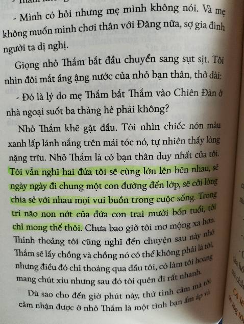 Về khoản giao hàng thì không phải nói luôn.đặt giao nhanh ạ
Shipper cũng dễ thương 
Về nội dung sách thì đọc một số đoạn trích là đặt sách về đọc liền mấy tiếng đồng hồ vì quá cuốn 😆. Sách nói về tình cảm ngây ngô của những đứa trẻ mới lớn chưa biết yêu là gì
Sách Bác Ánh toàn kiểu nhẹ nhàng bay bổng nên  khi đọc toàn thấy được thả hồn vô cuốn sách và quên hết mọi thứ xung quanh 🥰