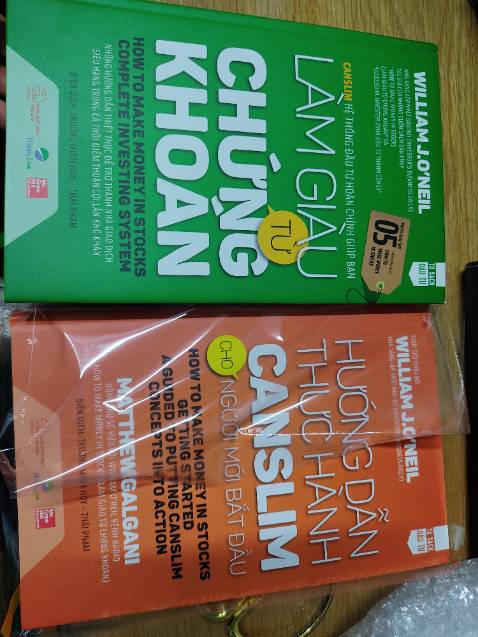 đóng gói rất kỹ lưỡng, sách nhìn mới, vận chuyển nhanh, có tem chống hàng giả, tốt!!!!