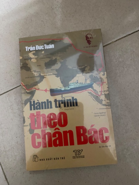 Nội dung sách thì hay quá rồi 
Shop giao hàng nhanh đóng gói cẩn thận 
Chỉ tiếc nếu có bìa cứng sẽ rất đẹp
