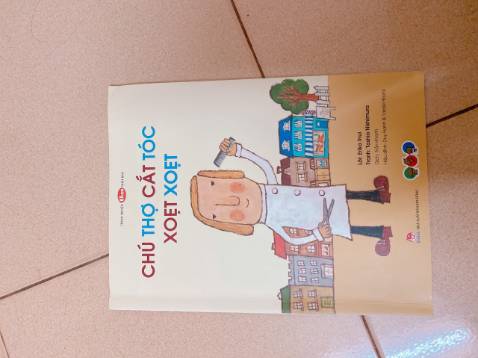 Sách nội dung thú vị, in hình đẹp, bắt mắt và rõ nét. Khuyên mọi người nên mua cho bé.