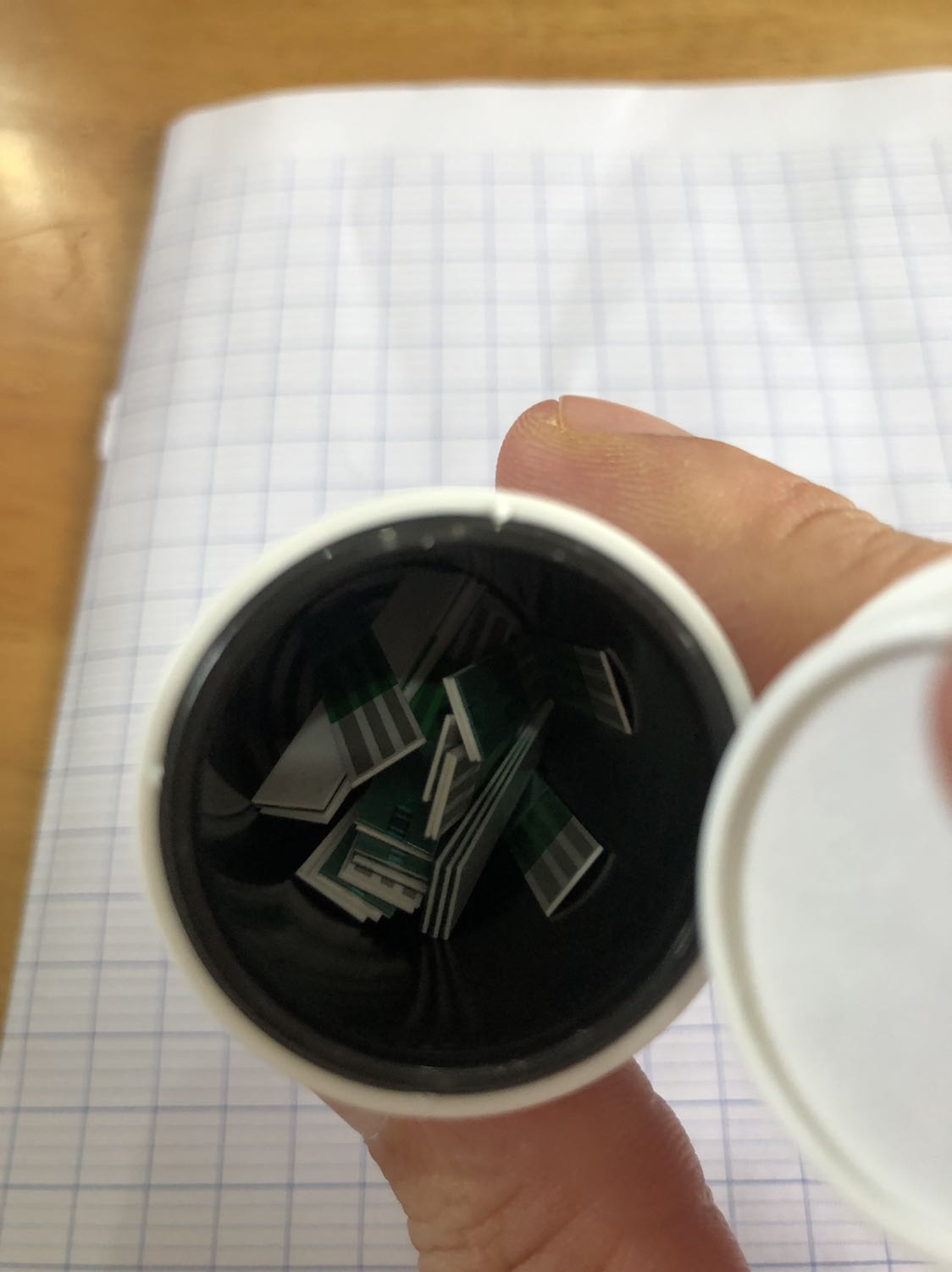 Hàng đểu, ko chip, chất lượng rất tệ.