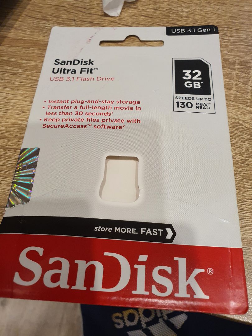 không biết có nên trả hàng không vì tốc độ không khác gì 2.0. không biết có phải vỏ này ruột nọ ko. (chép từ cổng usb gen 3.2) không biết có nên trả hàng không vì tốc độ không khác gì 2.0. không biết có phải vỏ này ruột nọ ko. (chép từ cổng usb gen 3.2)