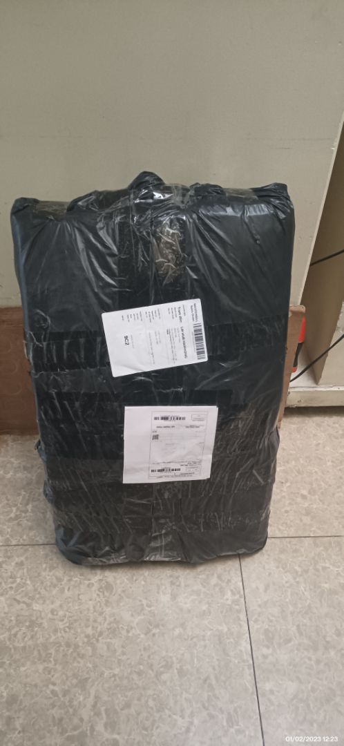 Màu có vẻ không chuẩn xanh ngọc lắm, nhìn hơi phèn phèn. Giá khoảng 10k/miếng, loại 3li có vẻ hơi mỏng. Dùng tạm ok. Được freeship vì còn hiệu lực gói Tikinow cũ.