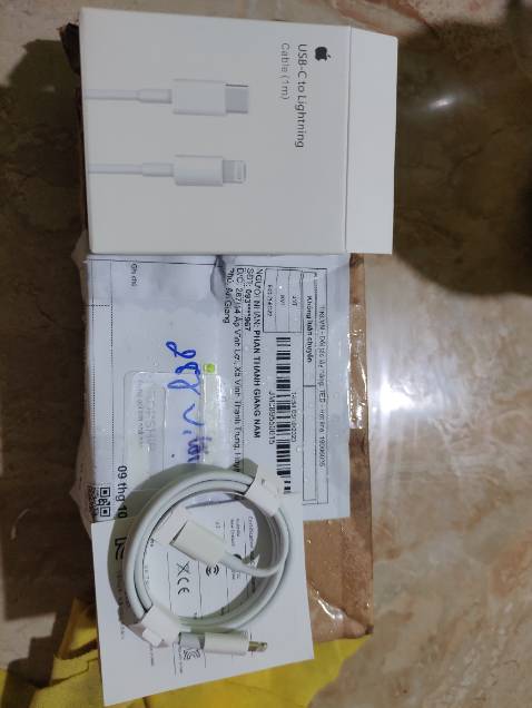 Trên hình là loại có sợi bên ngoài khi giao thì loại nhìn như chính hãng, k biết tốt k. Nhưng mà quảng cáo sai sự thật cho 1 sao.
Chả có dù chống đứt gì hết.