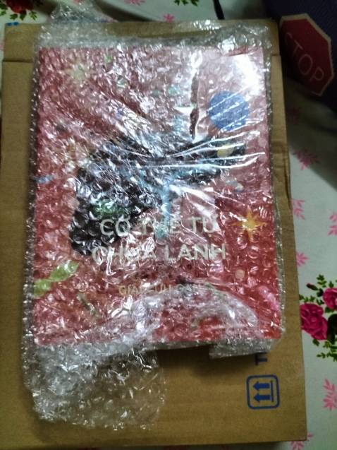 Sách đc bọc seal rất đẹp, bịc chống sốc rất kỹ, giao hàng nhanh và thân thiện, chất liệu giấy màu in đẹp, kiến thức đồ sộ và tuyệt vời