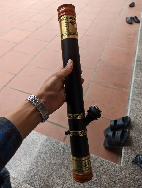 Giao hàng nhanh, sản phẩm ok, hàng mới nên hút còn mùi sơn