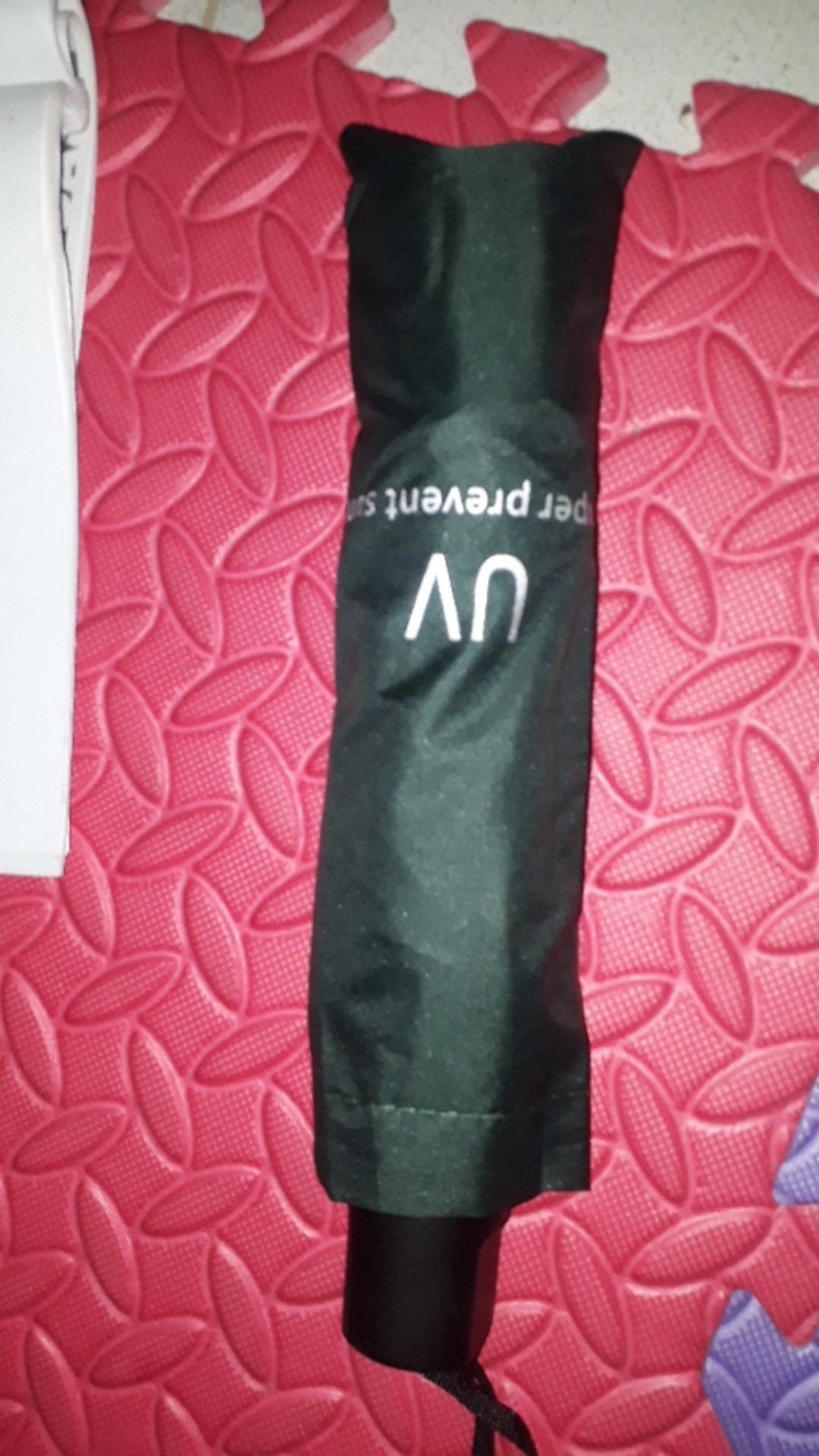 dù đẹp, shop giao hàng nhanh, nhiệt tình , nên mua